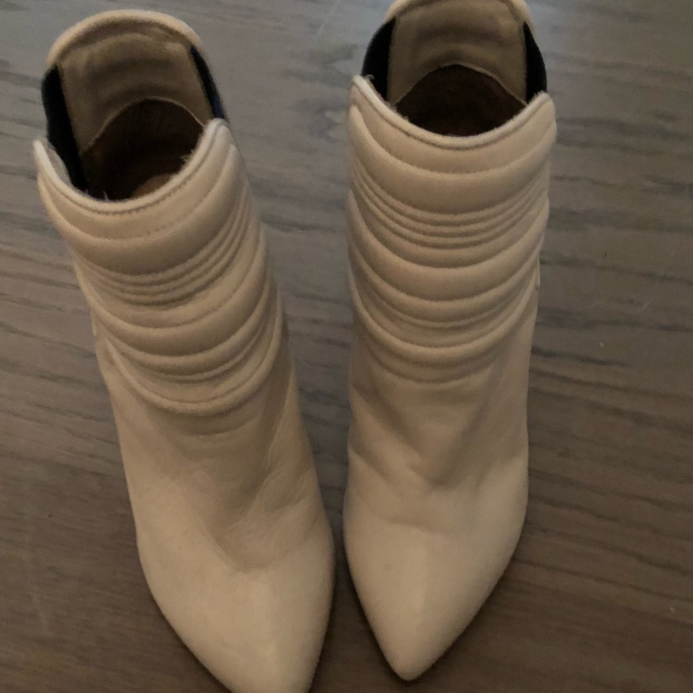 Excellent condition! IRO white and black Leather booties